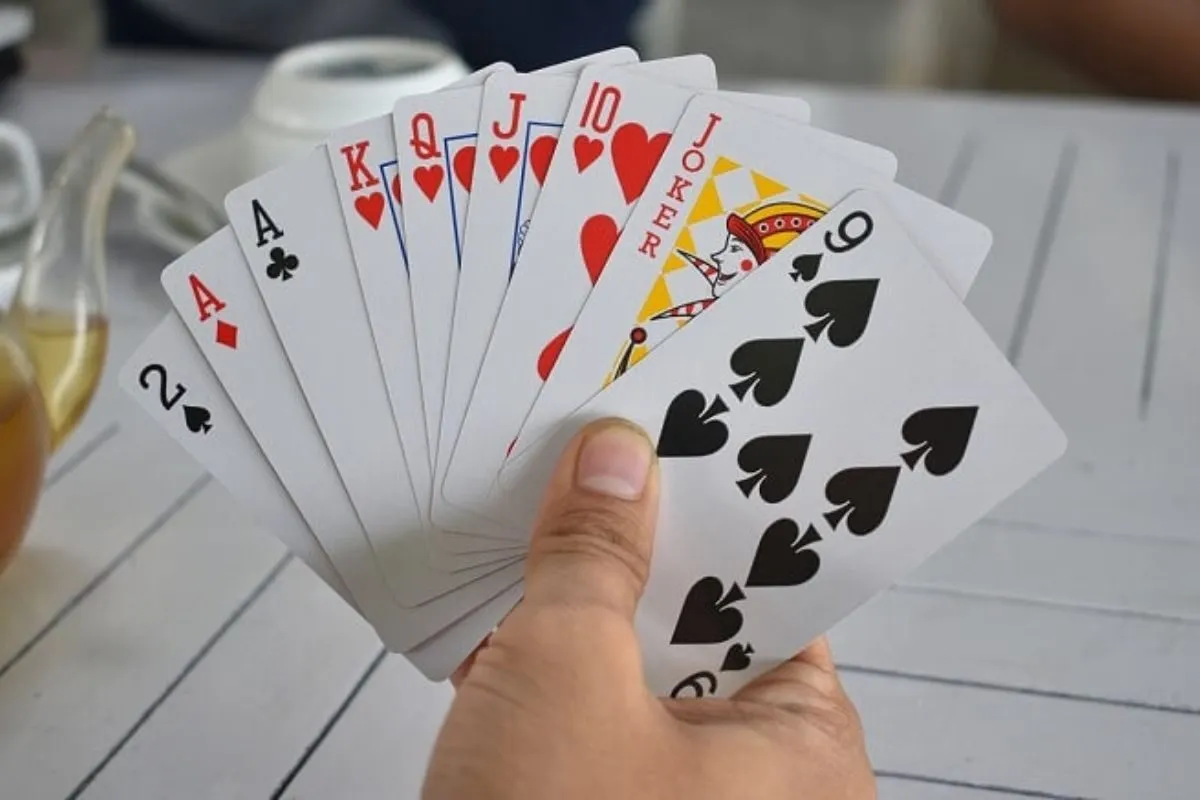 bài tiến lên chơi đồng đội kiểu gì